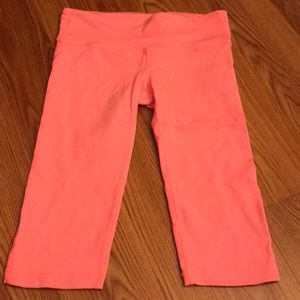 Almost perfect gapfit gfast cropped pants